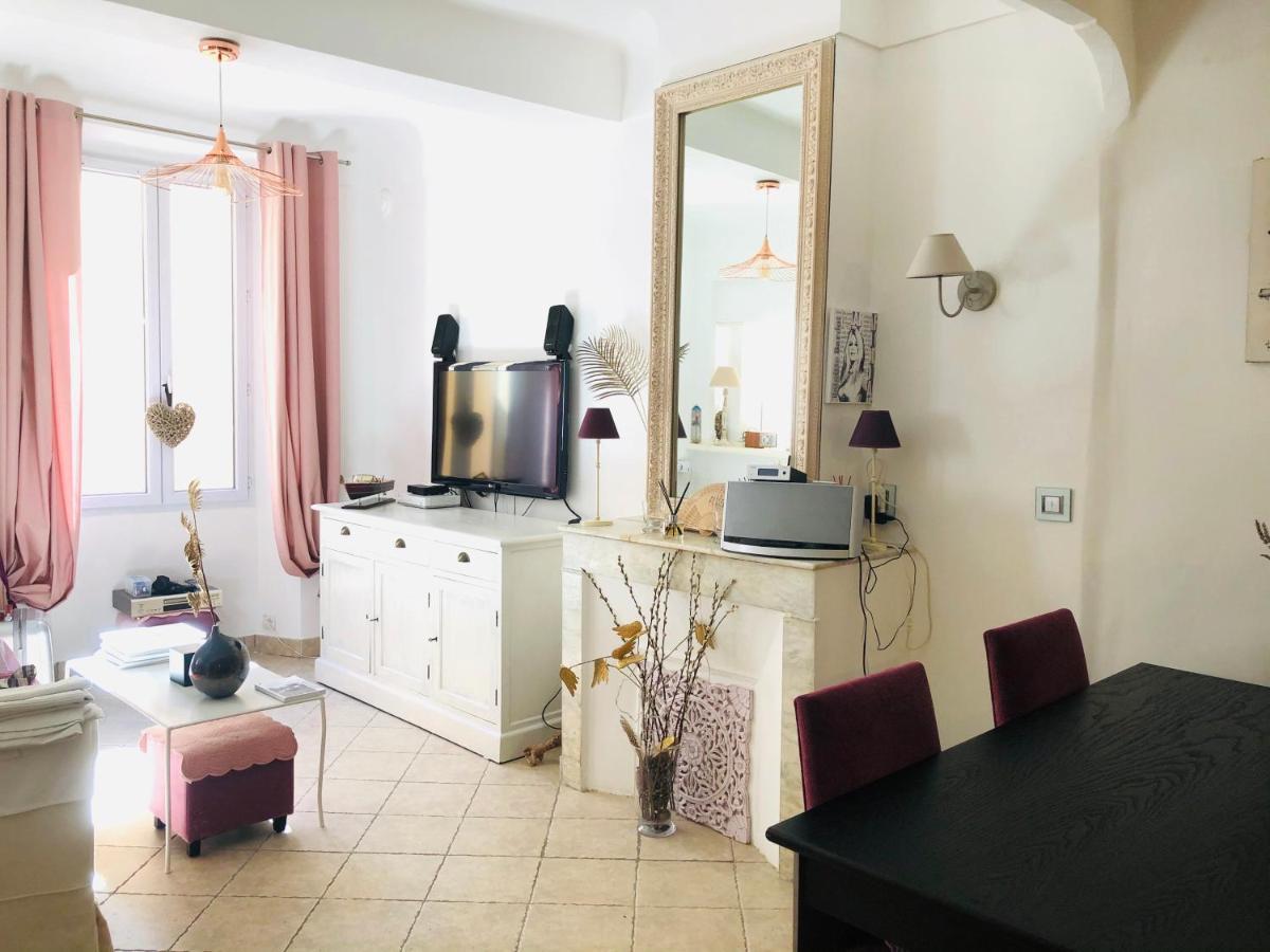 Appartement De Charme Au Coeur De 圣特罗佩 外观 照片