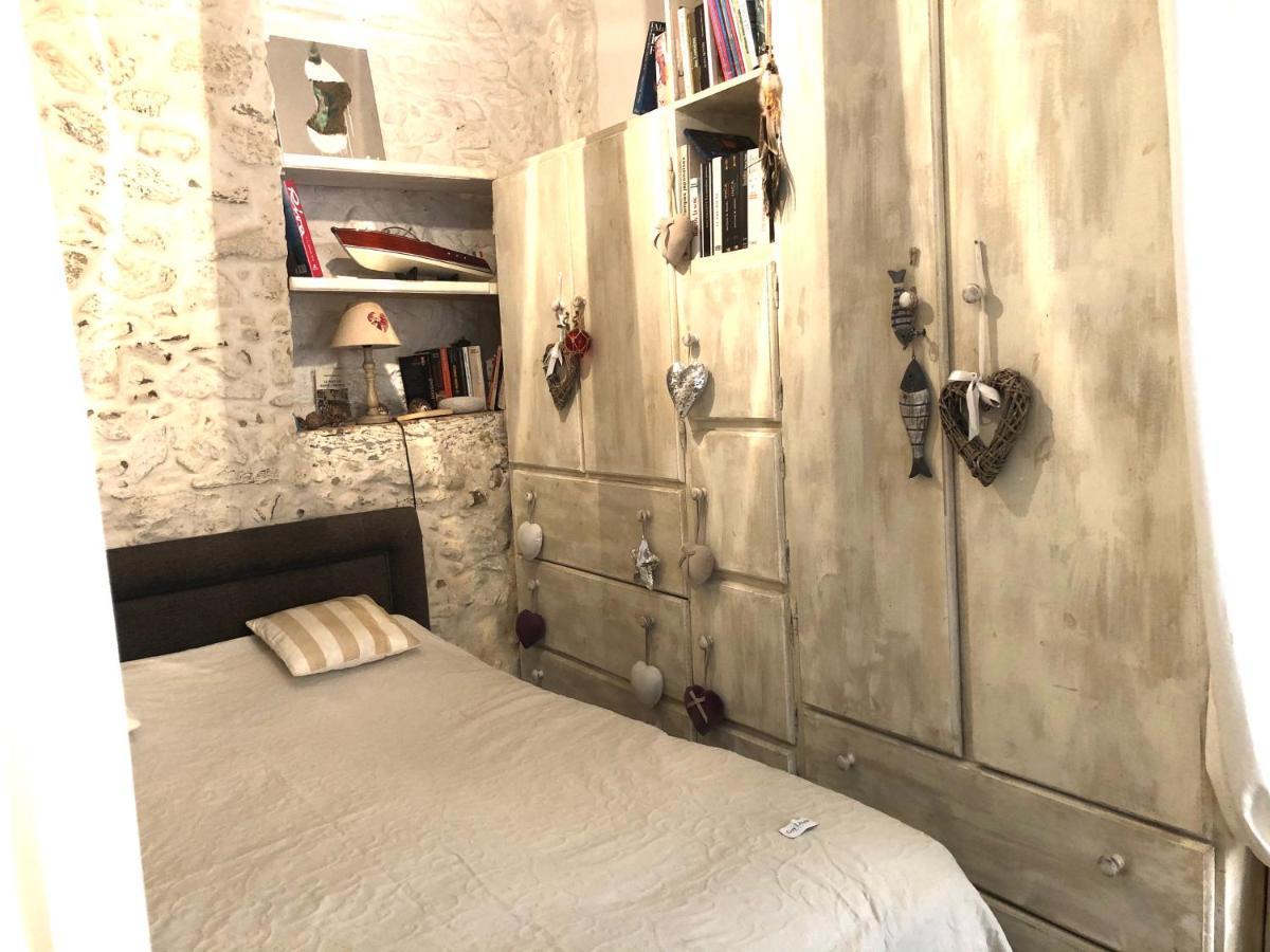 Appartement De Charme Au Coeur De 圣特罗佩 外观 照片