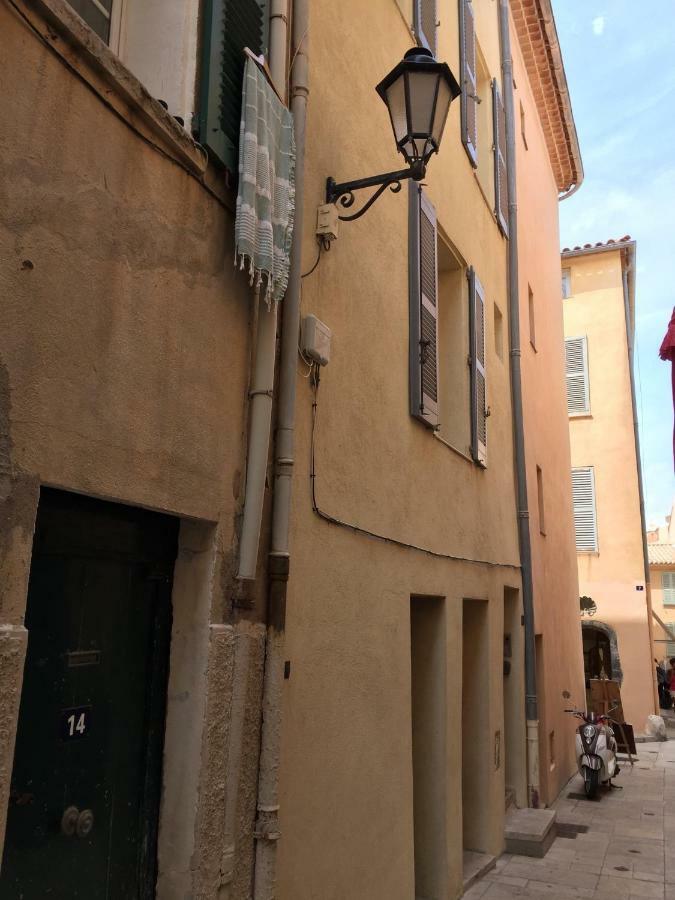 Appartement De Charme Au Coeur De 圣特罗佩 外观 照片