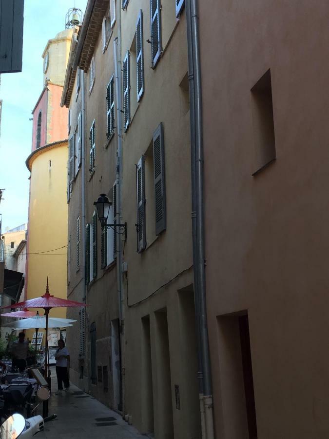 Appartement De Charme Au Coeur De 圣特罗佩 外观 照片